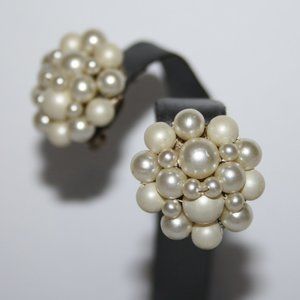 Vintage pearl clip on earrings